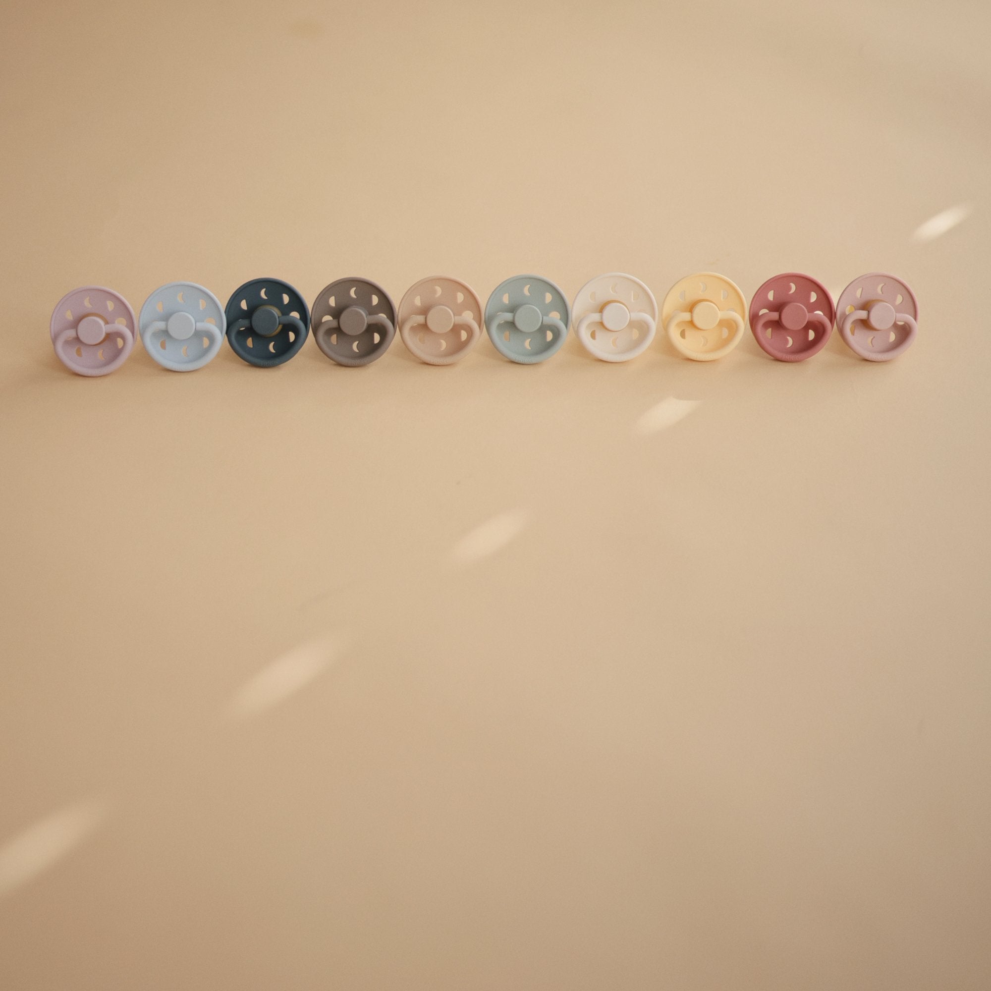 Image of FRIGG Moon Natural Rubber Pacifier 2-Pack